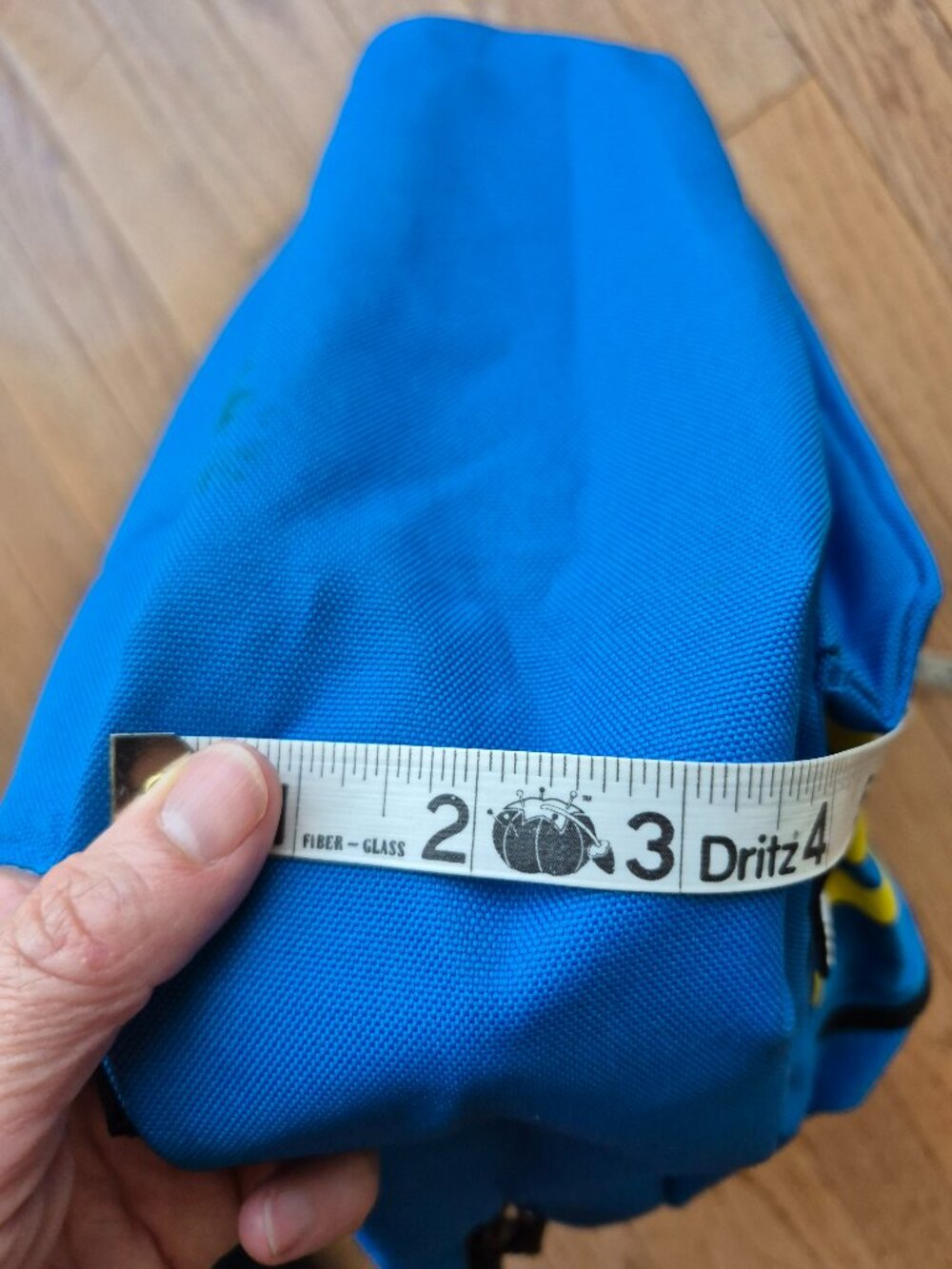 Fallout 4 Vault Reversible Backpack - Picture 13 of 14